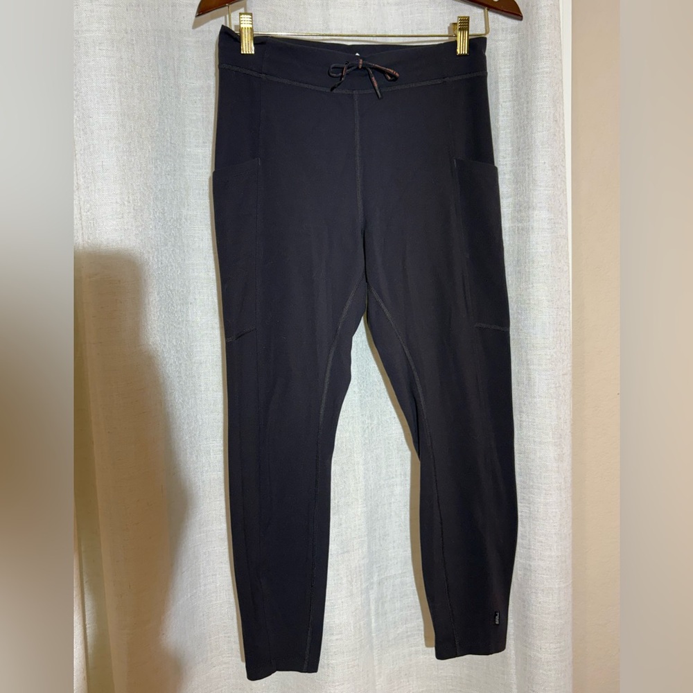 REI Black Leggings w/ Side Pockets